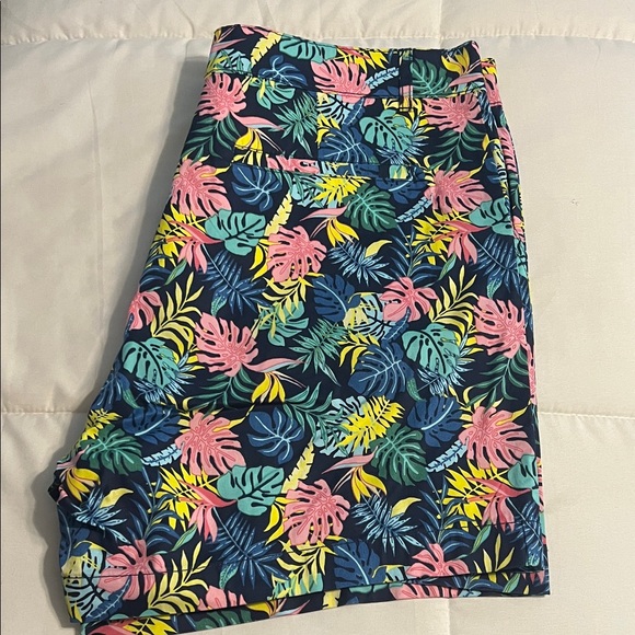 NWT Caribbean Joe Tropical Print Shorts Trio - Picture 11 of 13